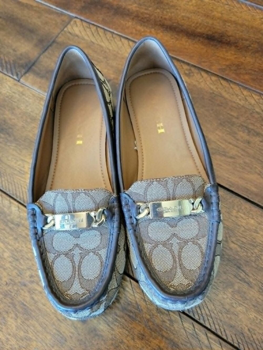 Women's Coach Loafer Size 6.5B